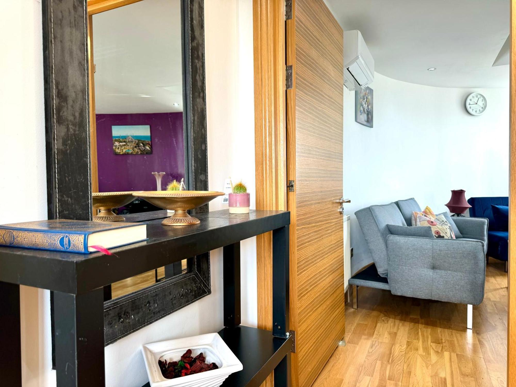 Chic 1 Bedroom Apartment Central London By Wild Εξωτερικό φωτογραφία